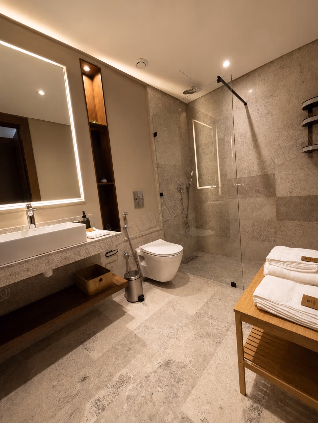Luxury Apartment 2min from Aeria Mall CFC