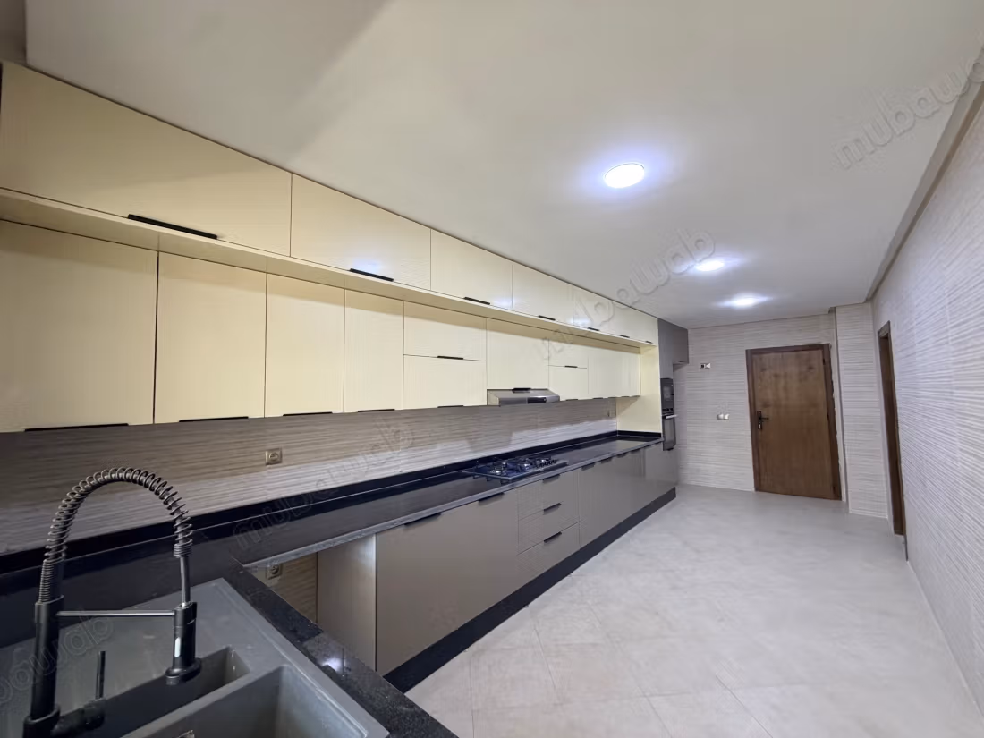 Appartement très Haut Standing 
Immeuble Neuf