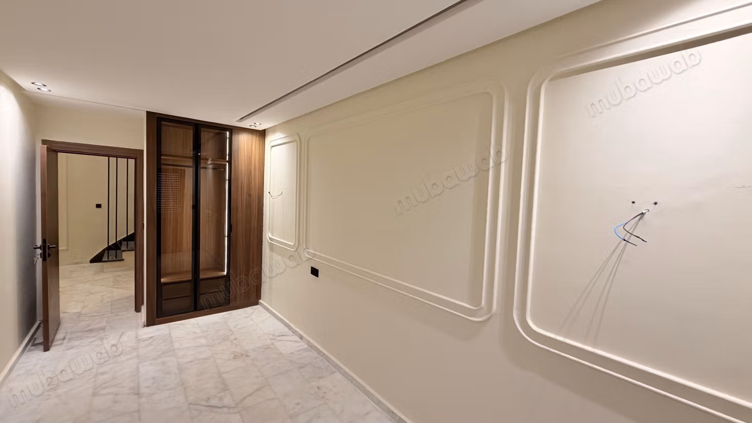 Exceptional duplex with a ceiling height of 6m