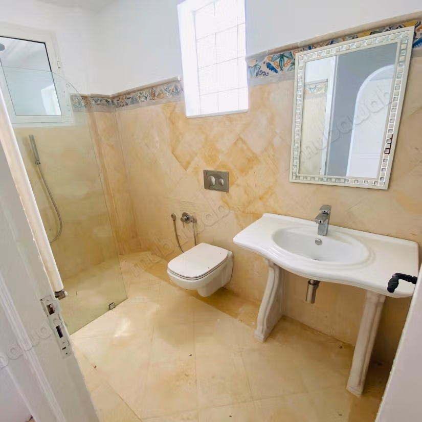 Magnifica villa in stile arabesco a Hammamet nord