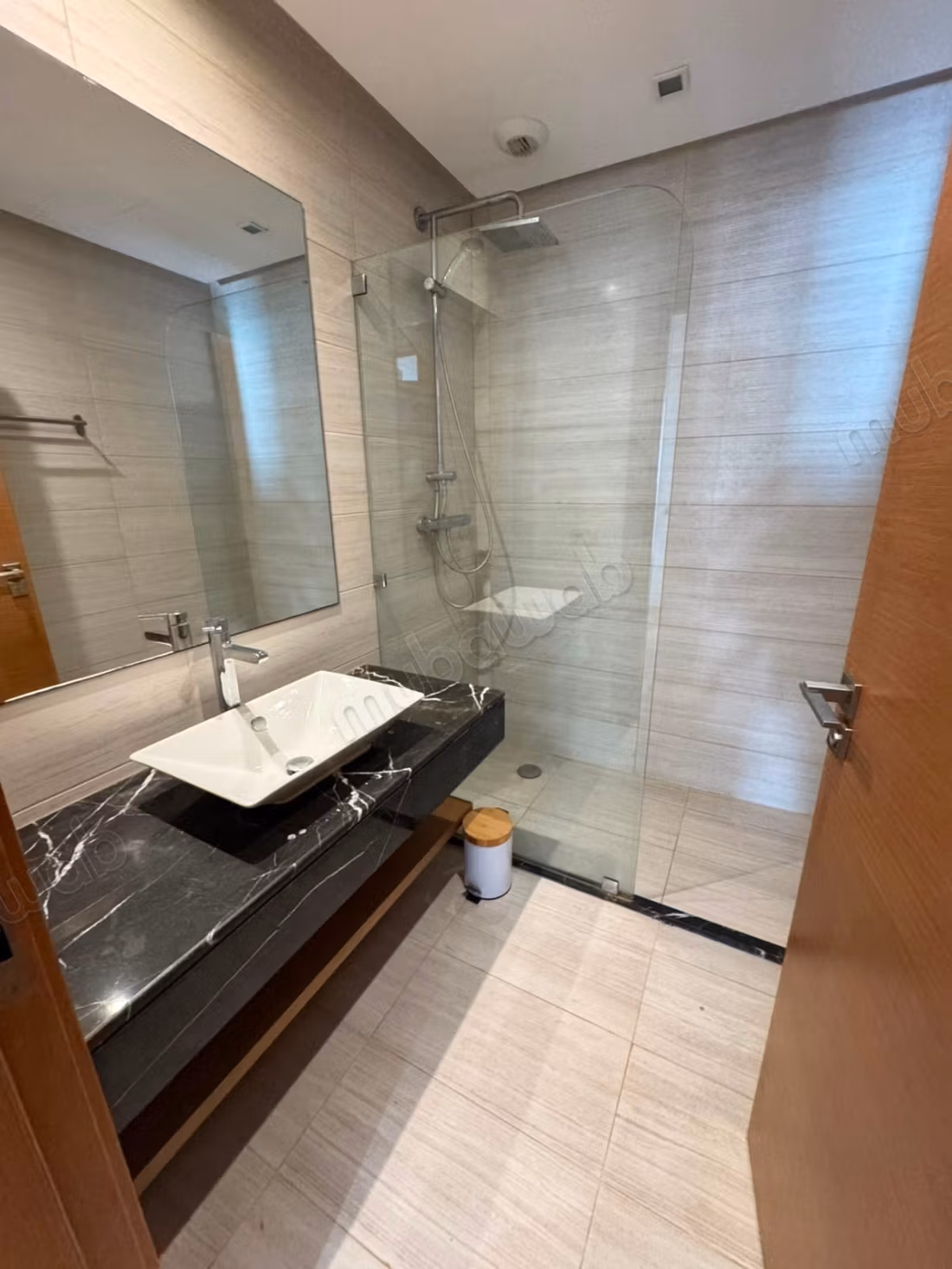 Appartement 2 chambre meuble cfc