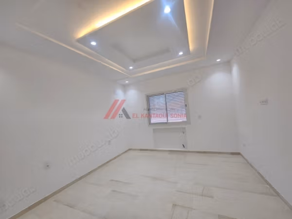 For rent an S2 without furniture in Souviva