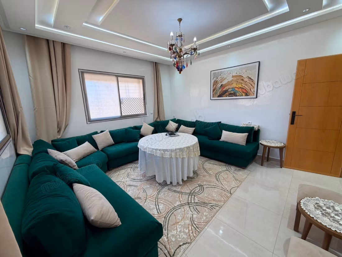 Superbe maison à vendre à Route Casablanca 
Ali balfalah. Surface de 100 m². Climatisation