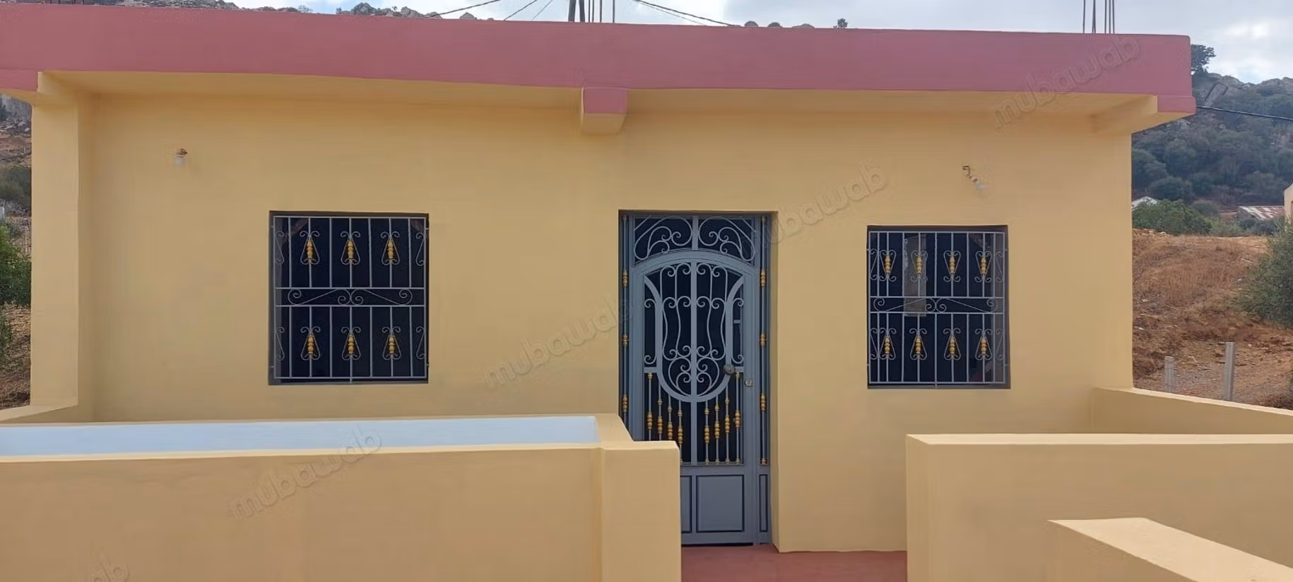 Vind je huis om te kopen in Malloussa. Totale oppervlakte 140 m². Gemeubileerd