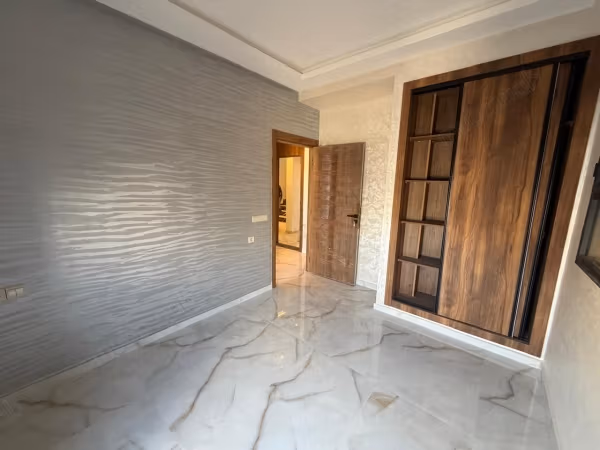 Bel appartement de 60 m2 à louer: Quartier Almaz