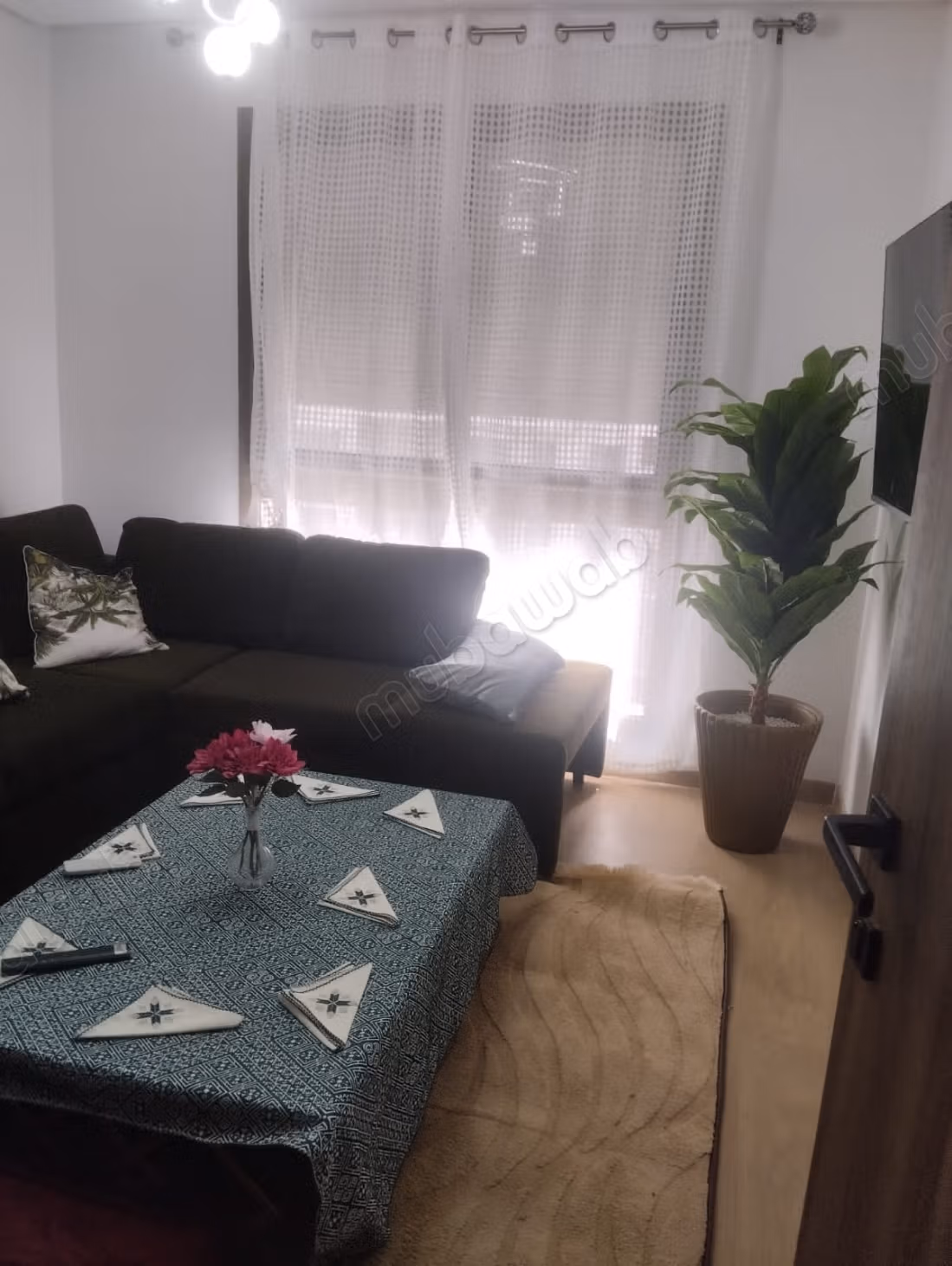 Te huur – Geweldig gemeubileerd appartement in Zenata