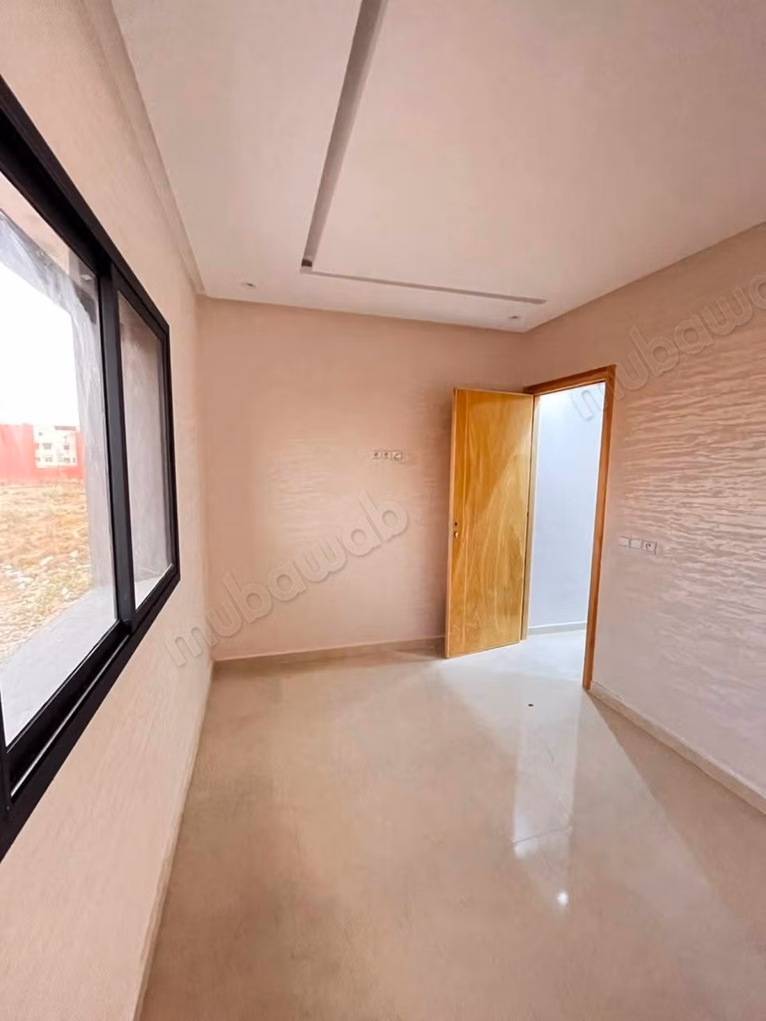 First floor with two facades 64 meters