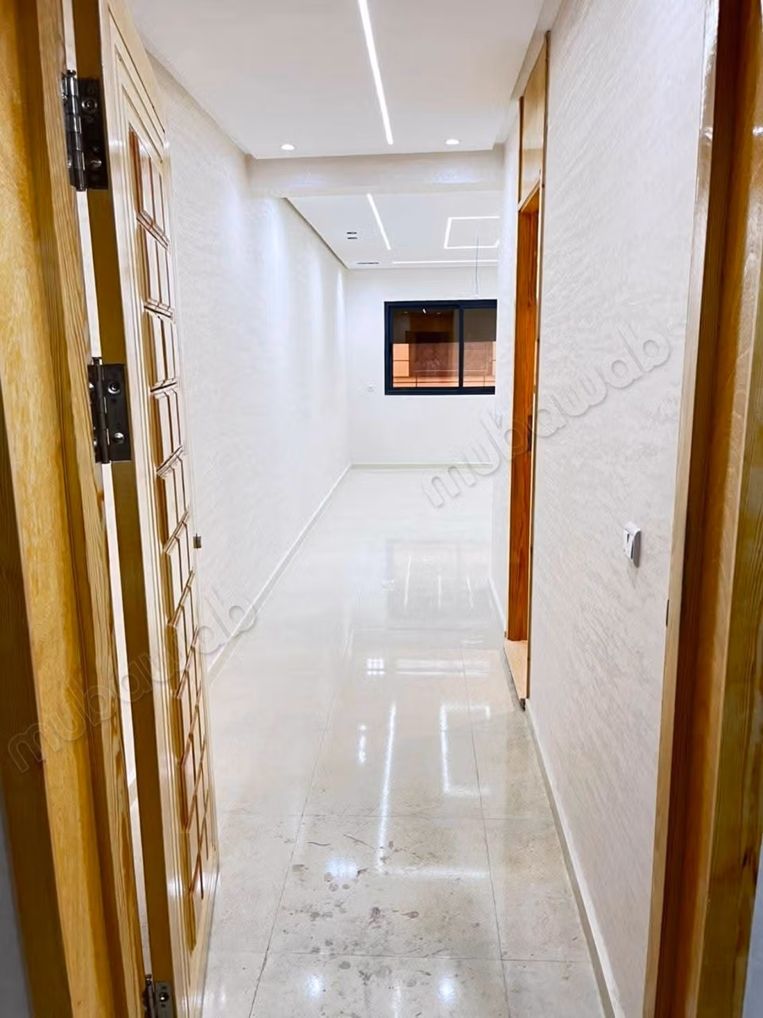 First floor with two facades 64 meters