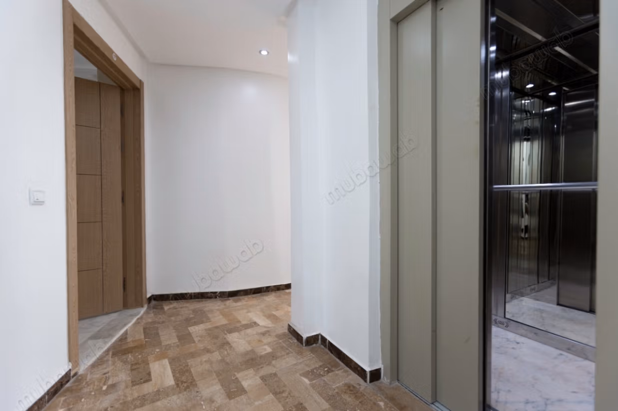 Appt 100m² Vide & Neuf à 5mins Casa voyageur