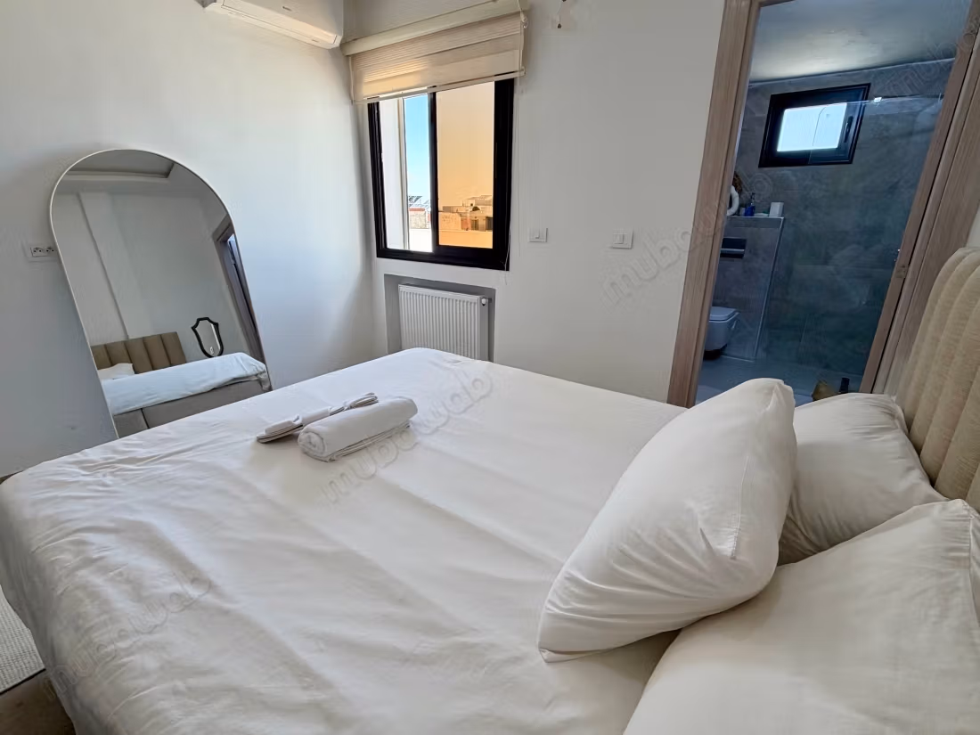 Appartamento in affitto a Cité Erriadh. Superficie di 75 m². Arredato