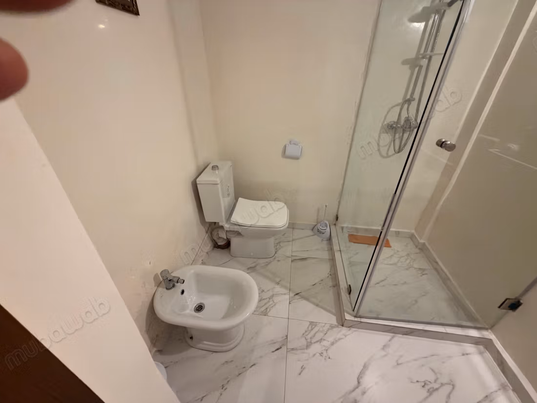 Bellissimo appartamento in affitto a Wifak. 2 camere accoglienti. Arredato