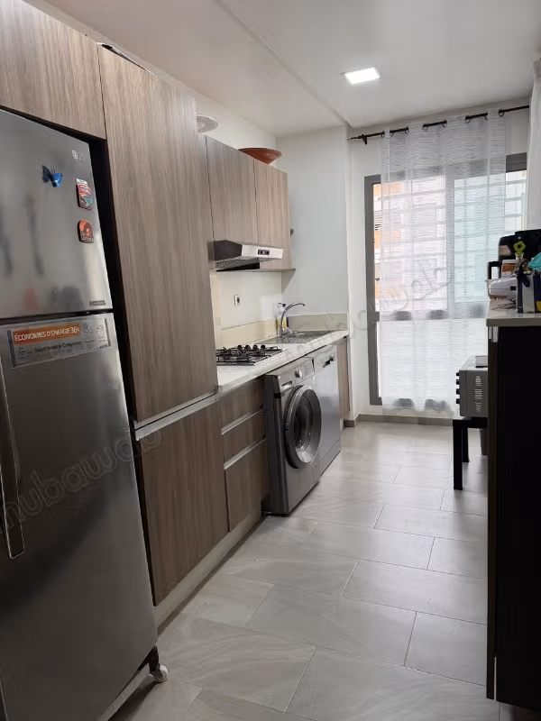 Appartement haut standing 3 piéces à Almaz