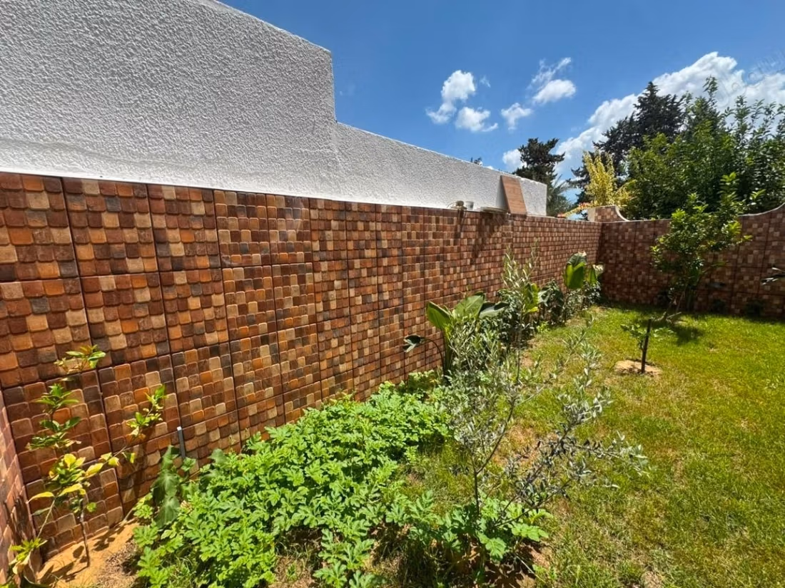 S3 Apartment with garden for sale