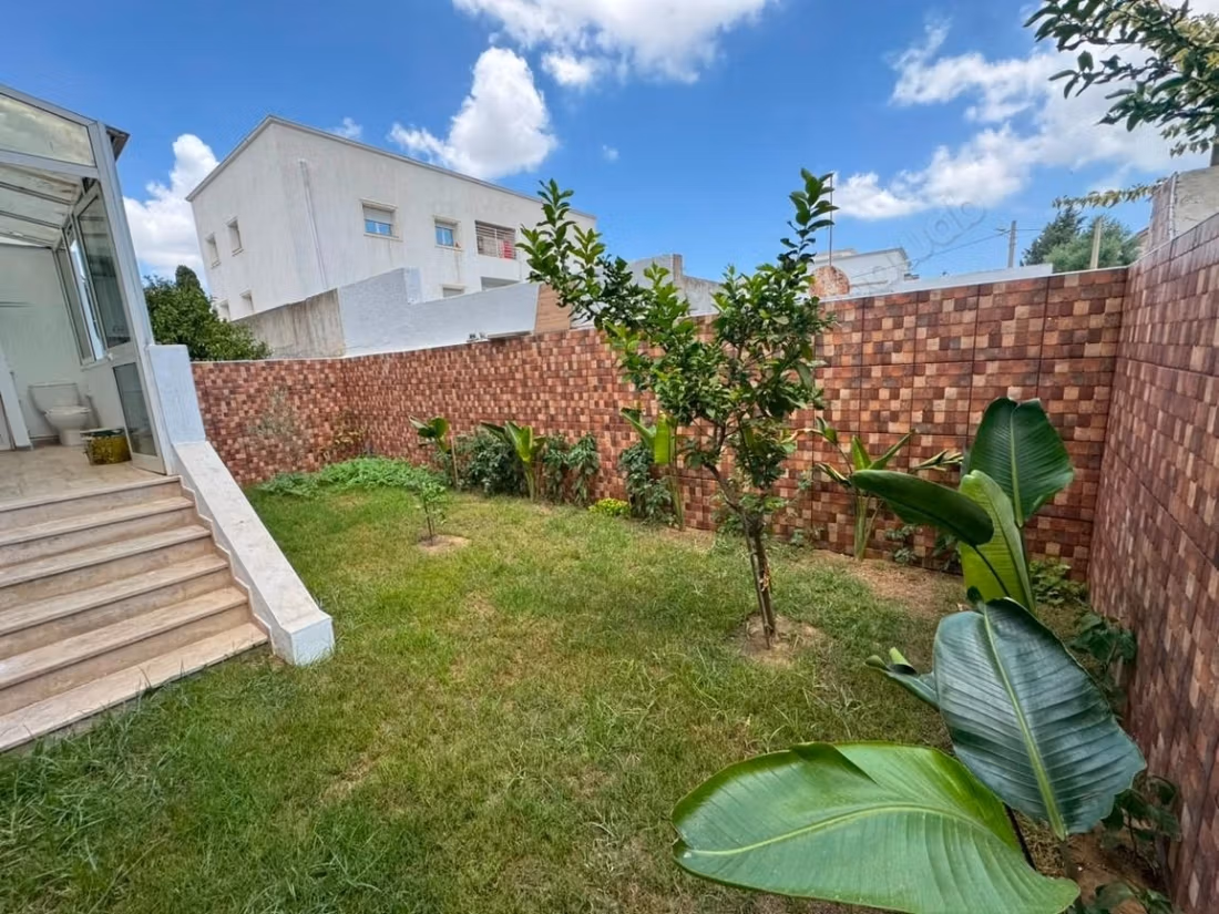 S3 Apartment with garden for sale