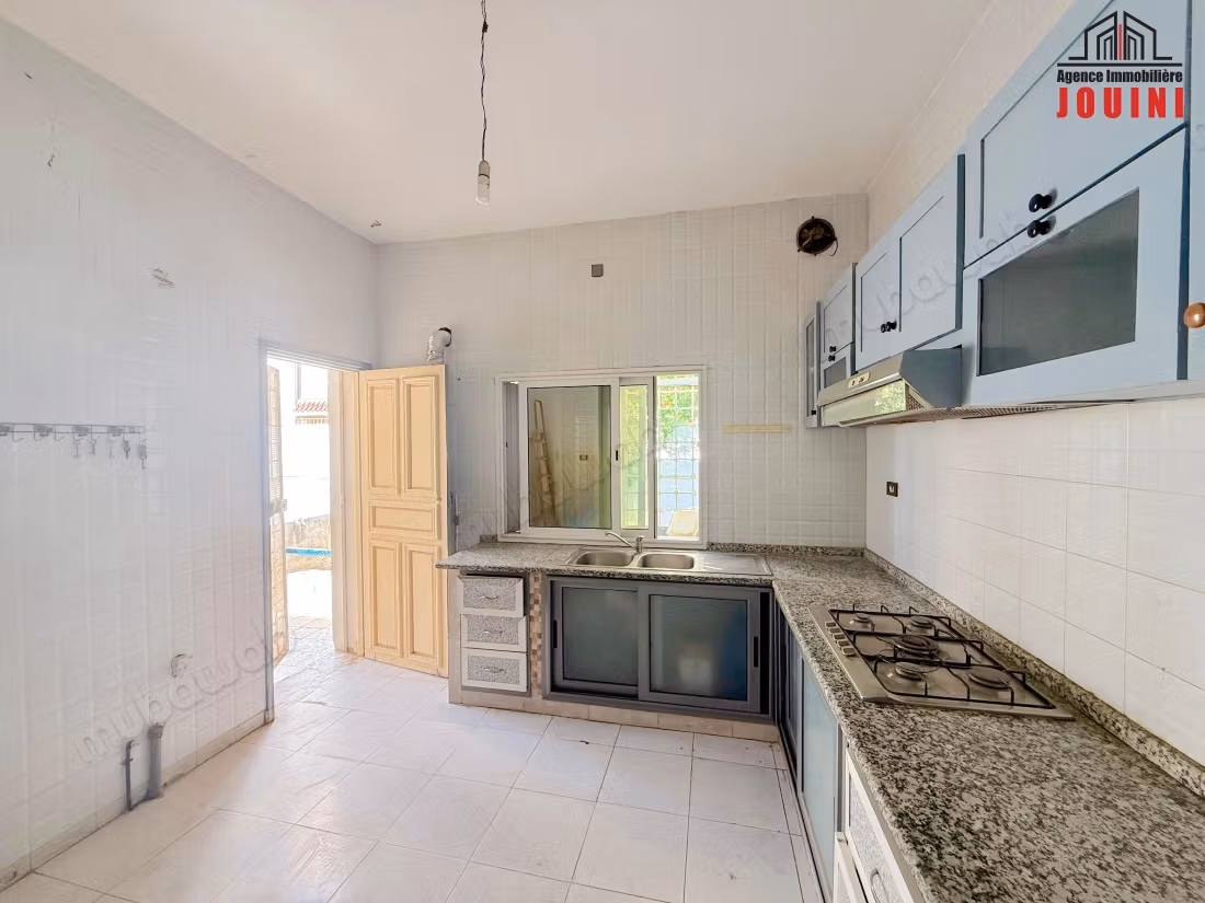 Casa 519 M² A Ezzahrouni Città Bouzayenne