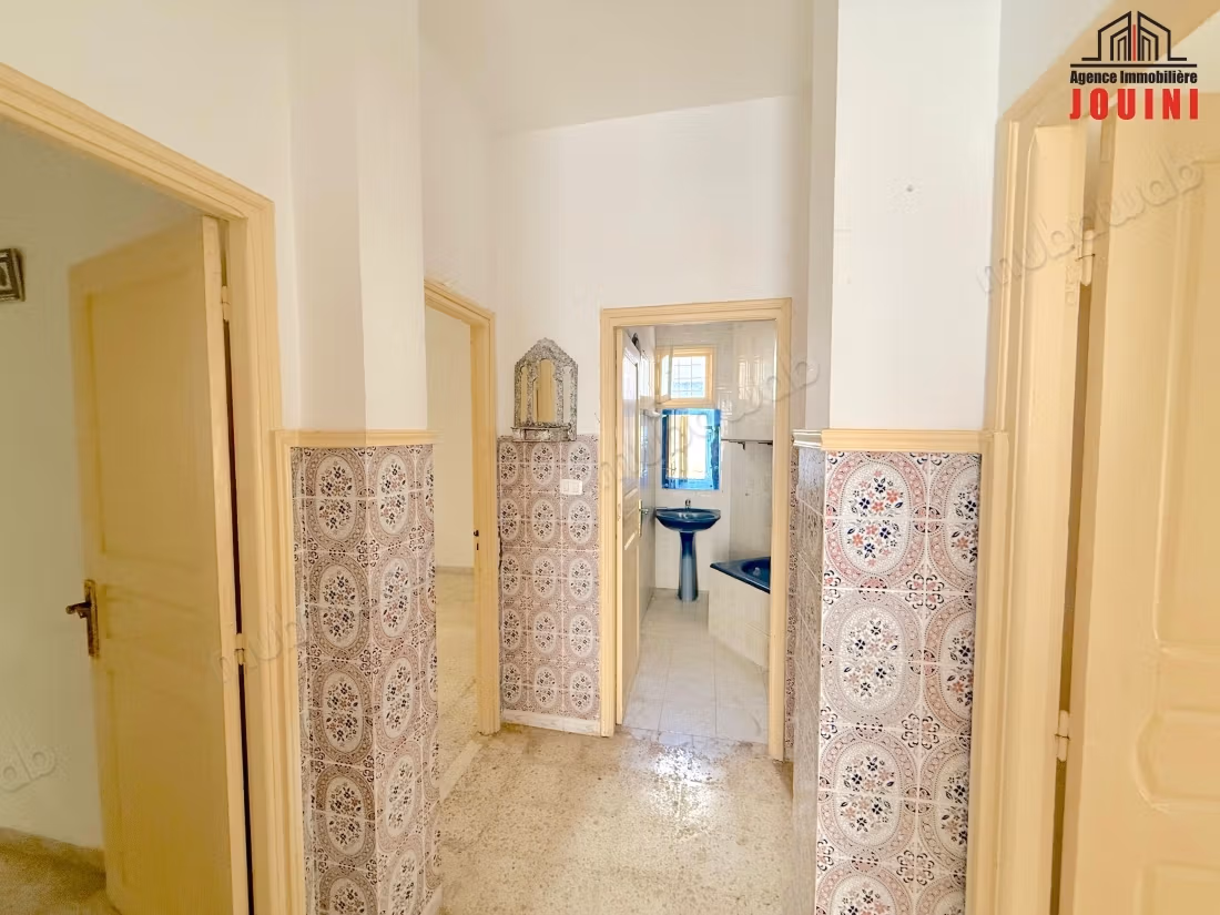 Casa 519 M² A Ezzahrouni Città Bouzayenne