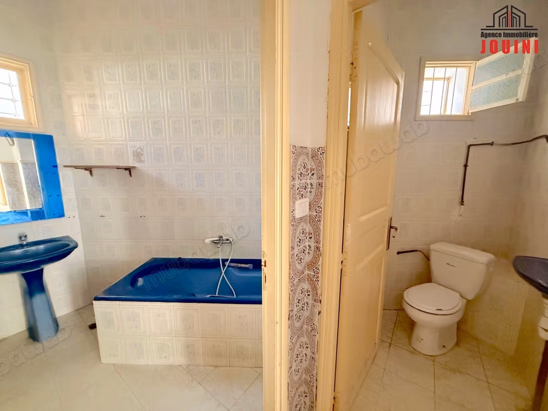 Casa 519 M² A Ezzahrouni Città Bouzayenne