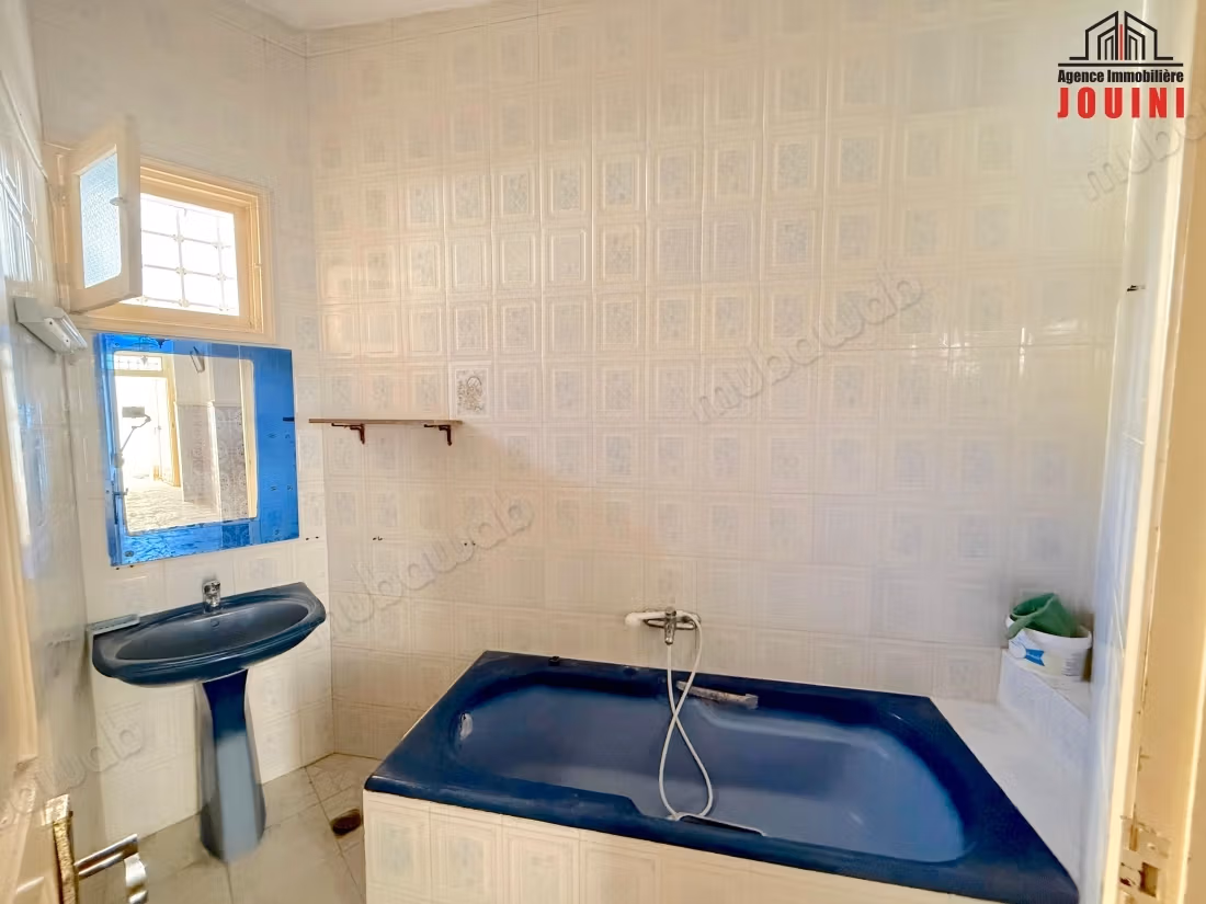 Casa 519 M² A Ezzahrouni Città Bouzayenne