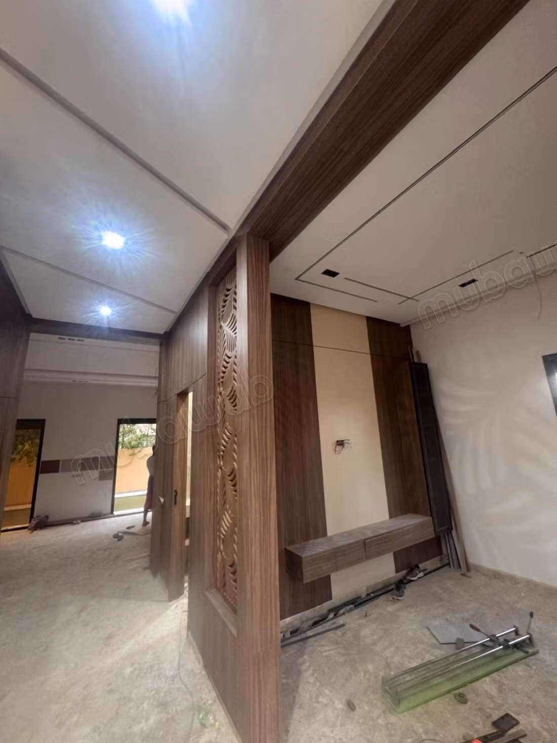 Beautiful villa for sale in Bab Marrakech. 4 excellent rooms. Secure residence equipped with a satellite reception system.