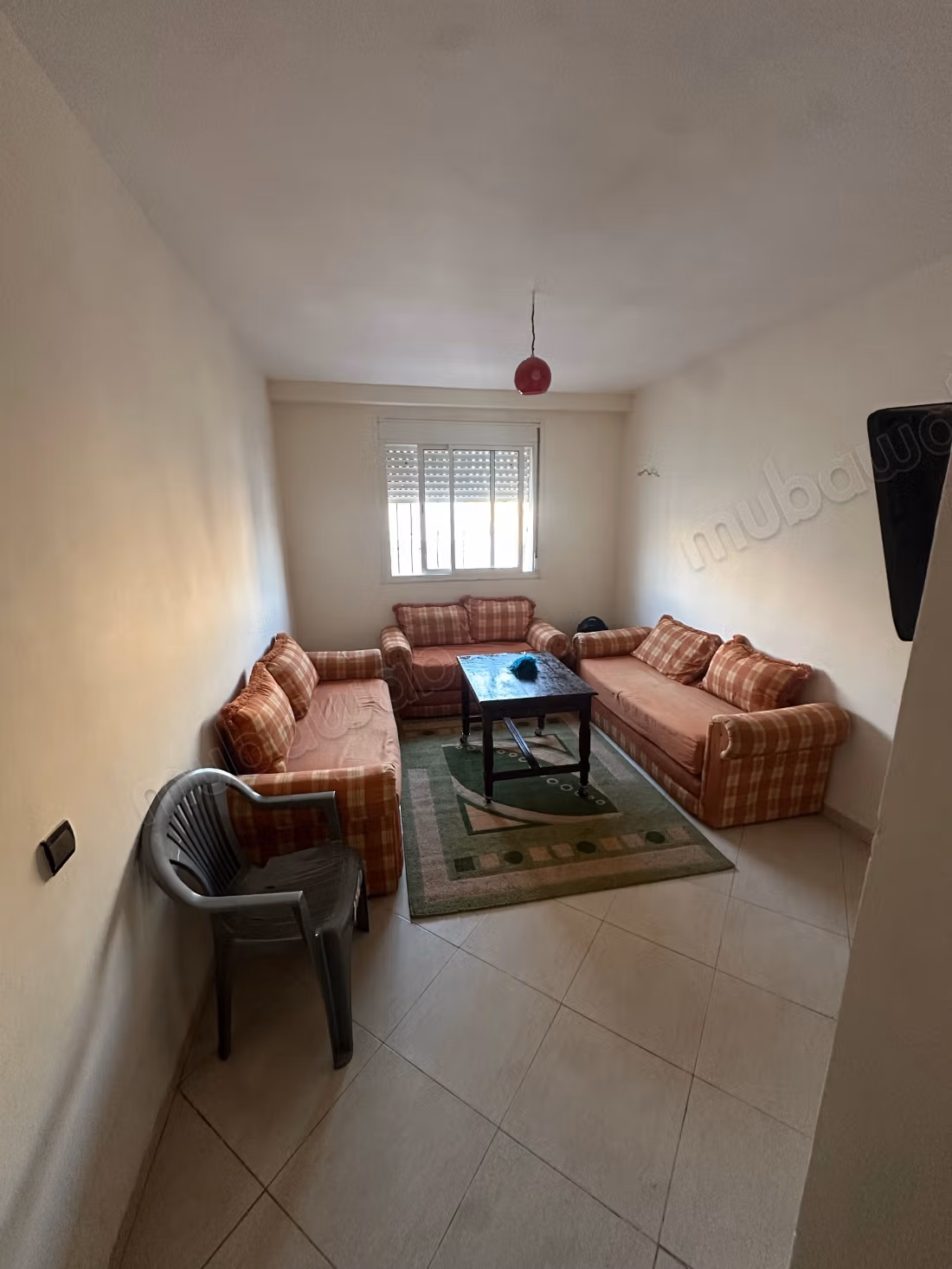 Bellissimo appartamento in affitto a Cité Adrar. Superficie 60 m². Giardino e terrazza
