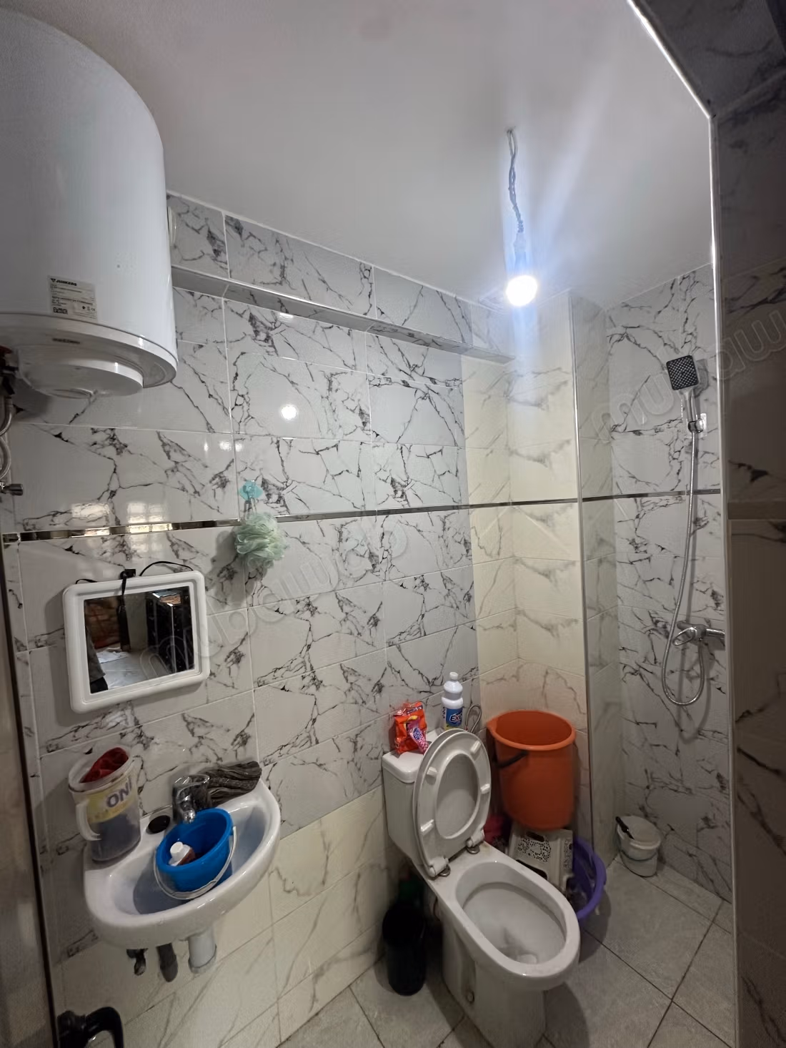 Bellissimo appartamento in affitto a Cité Adrar. Superficie 60 m². Giardino e terrazza
