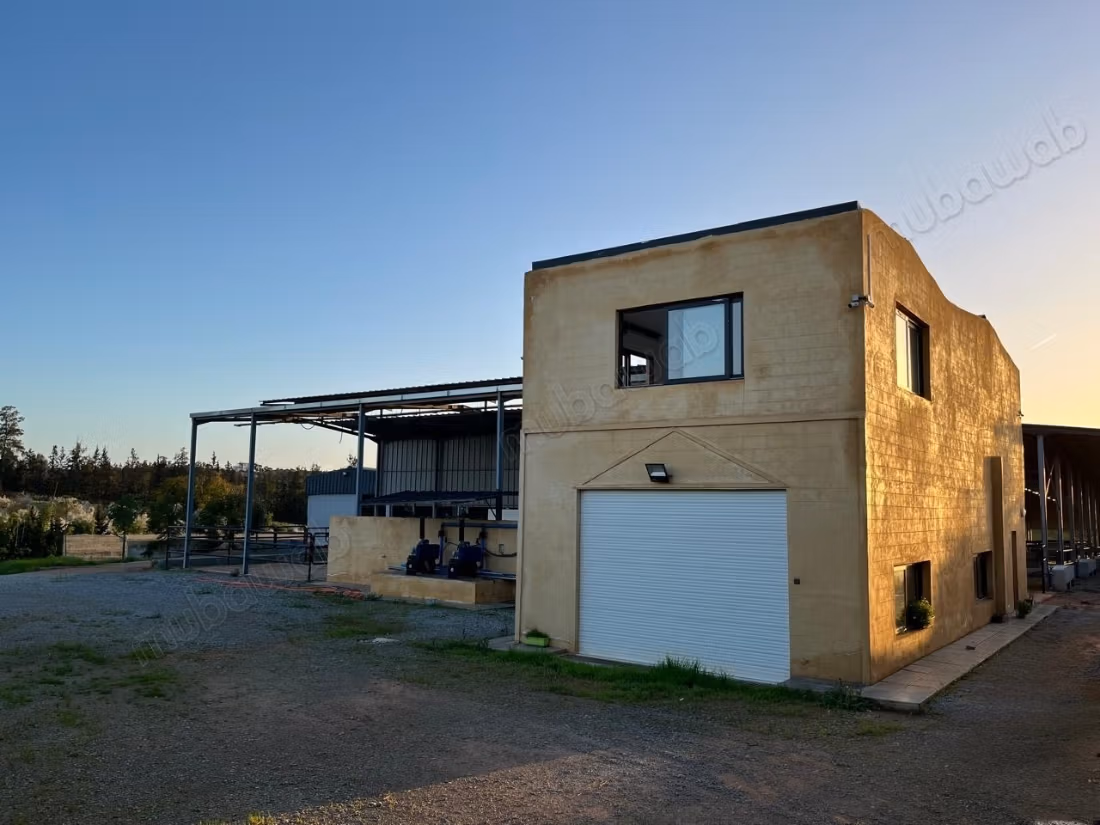 Nice farm for sale in Sidi Allal El Bahraoui. Total area 36000 m². Secure residence