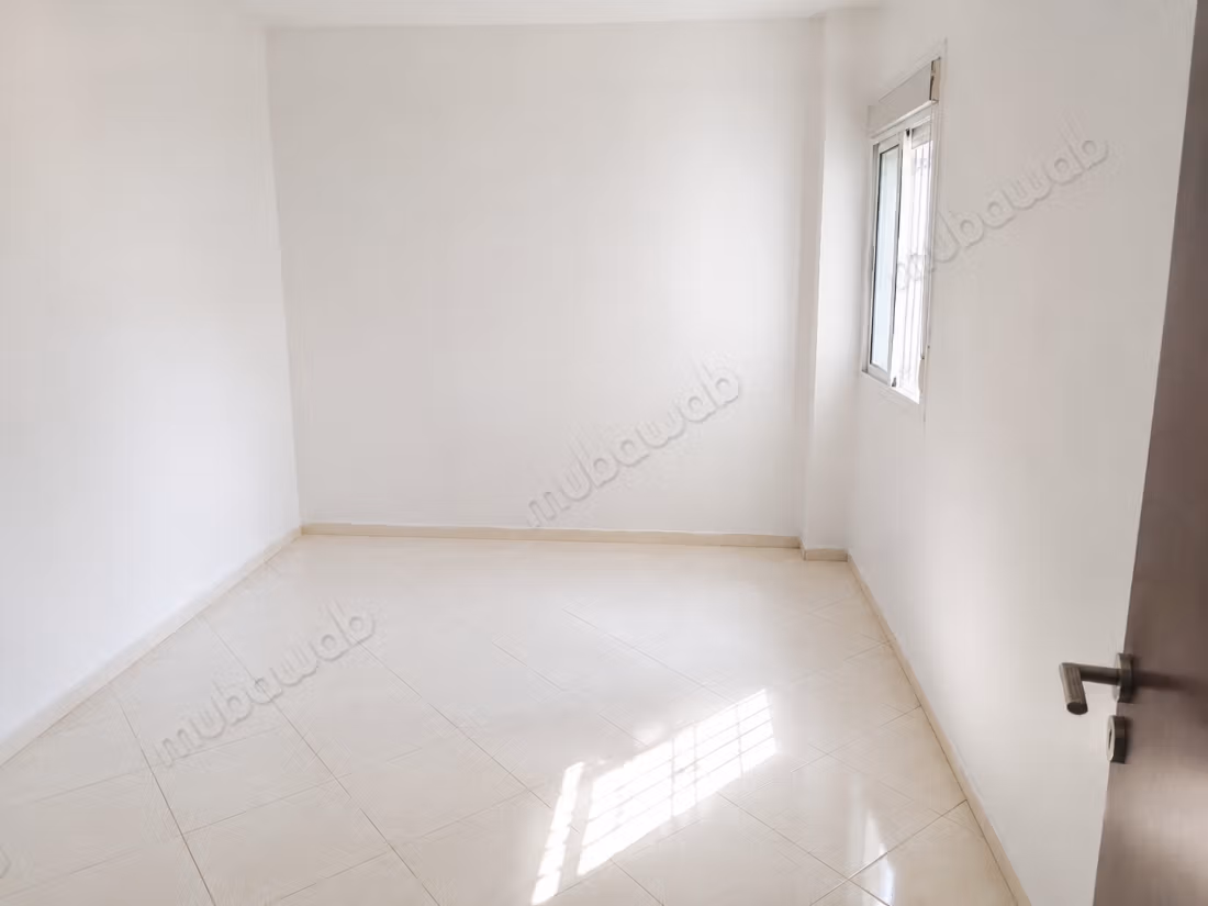 Apartment for rent in Al-Aouama. Area 55 m². Elevator available