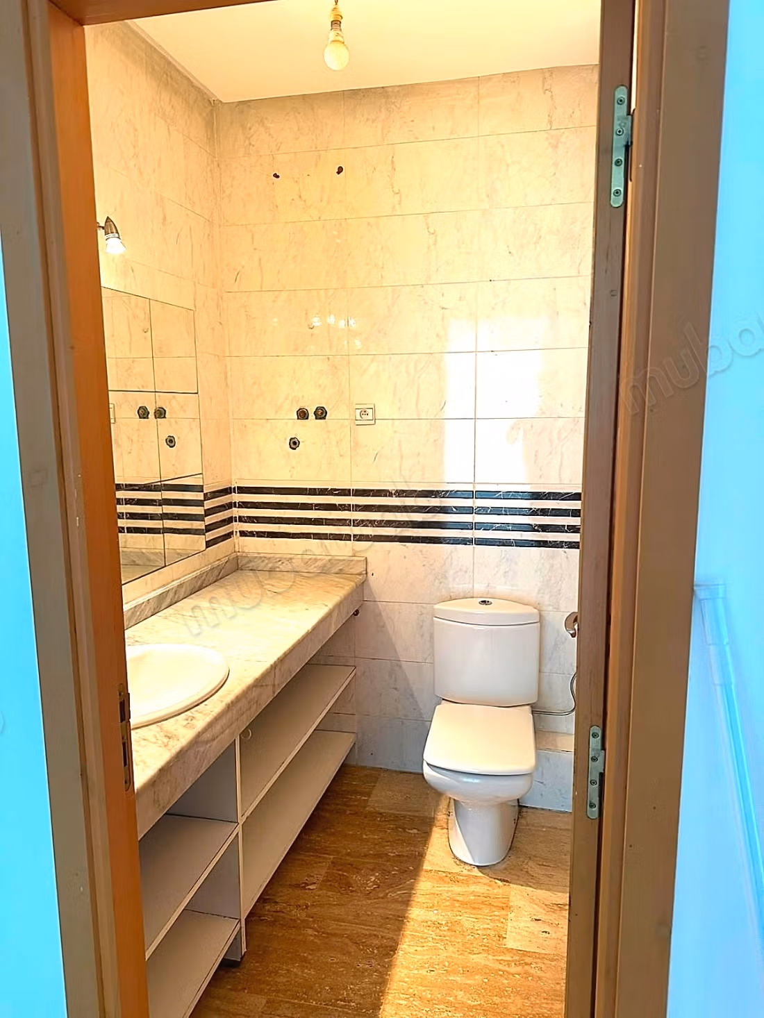 Alquile este apartamento en Derb Ghalef. Superficie 100 m². Terraza y ascensor