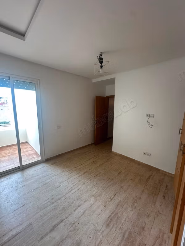 Louez cet appartement à Derb Ghalef.
Superficie 100 m².
Terrasse et ascenseur