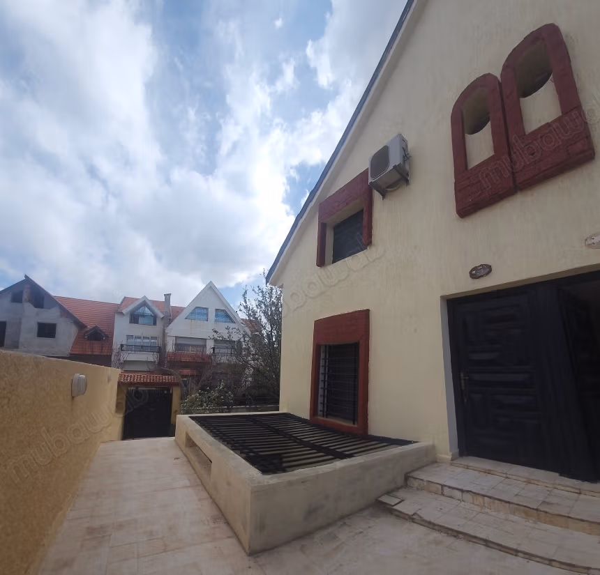 1 ou 2 Villa twins de luxe a ifran sans intermed