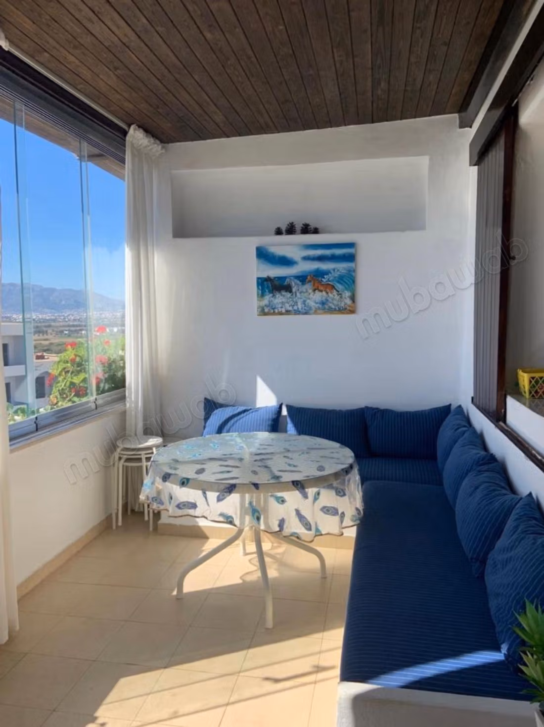 Pisos en alquiler. 1 Habitación. Salón con decoración marroquí