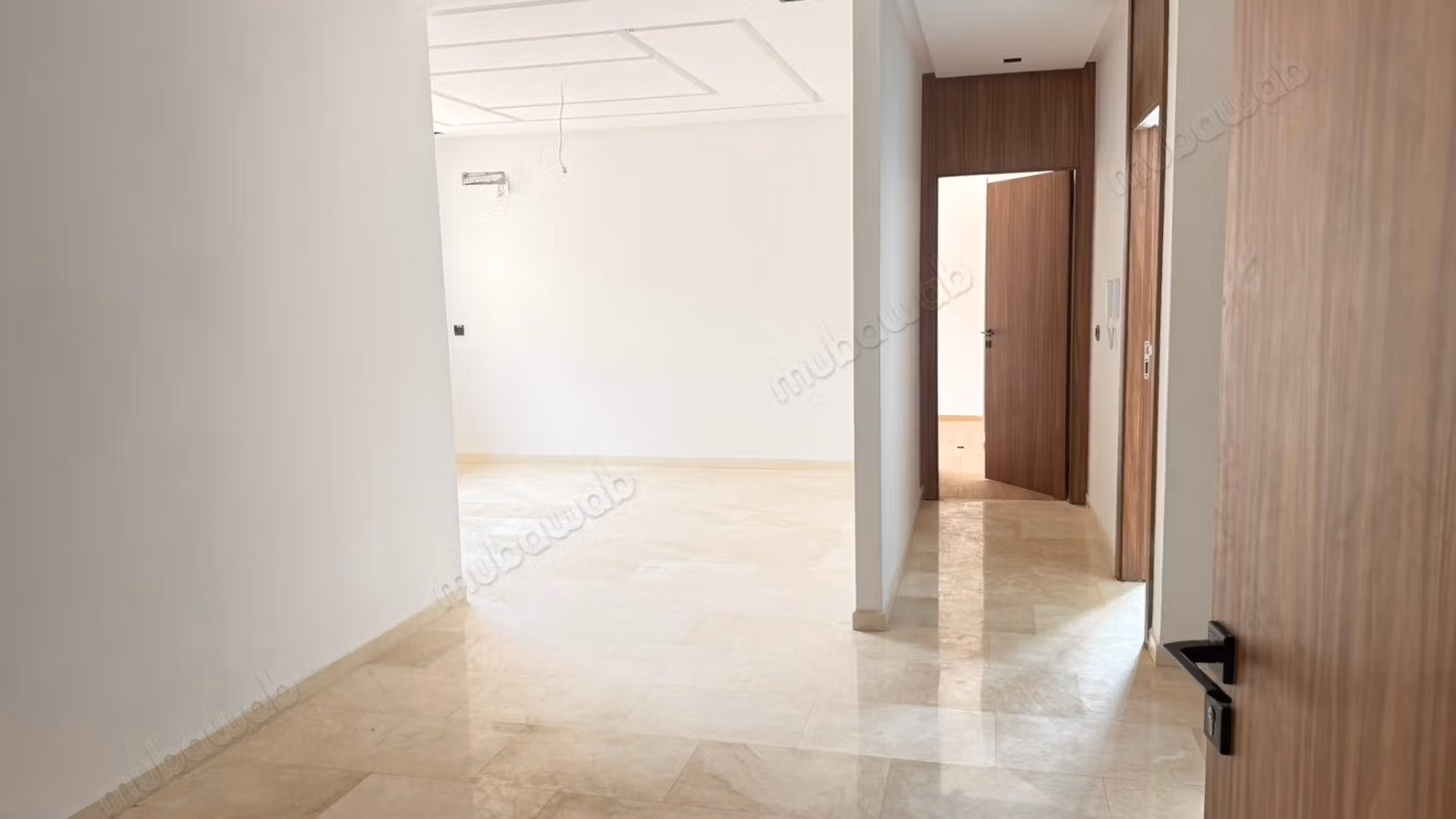 Splendido appartamento in vendita a 3ine mzwar. 2 camere gradevoli. Terrazza e ascensore