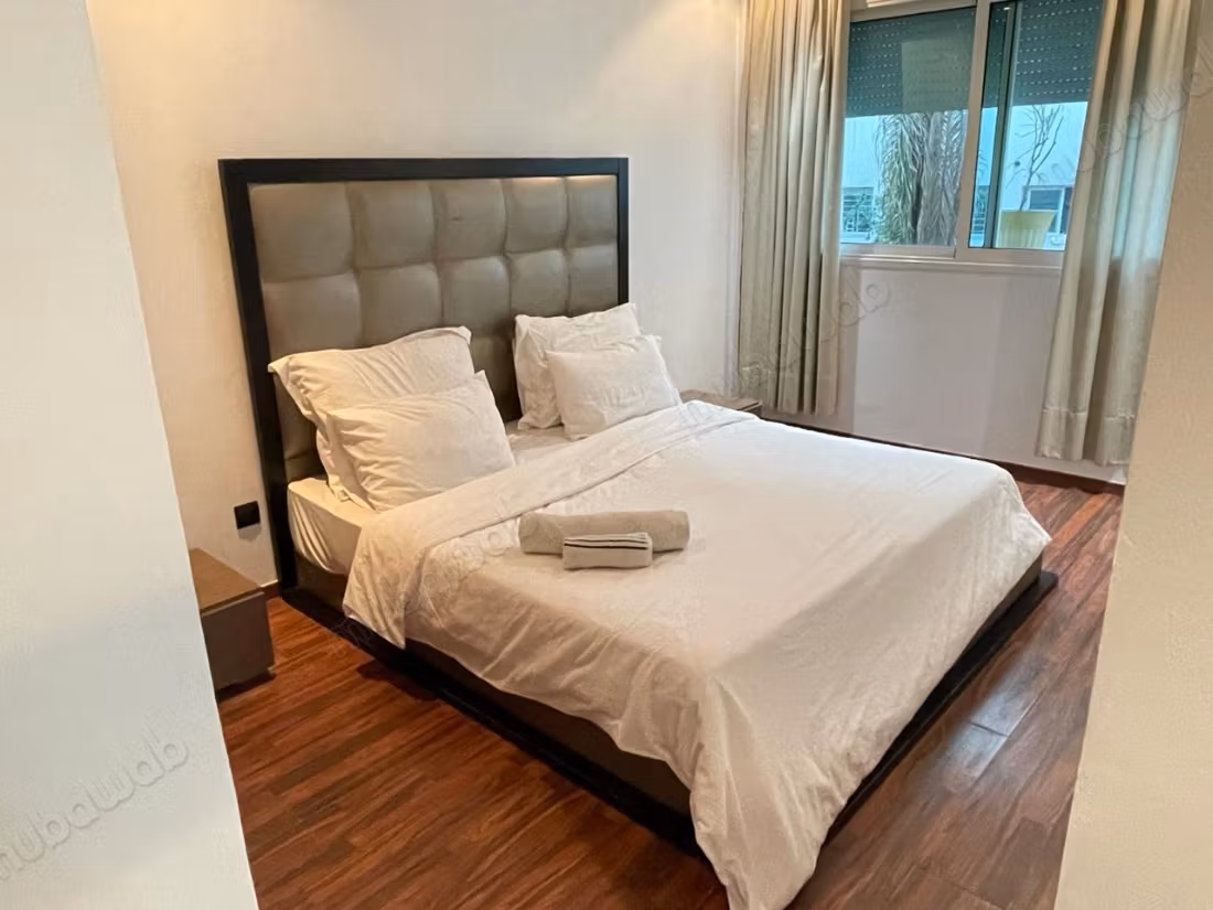 À louer bel appartement meublé à maarif extension