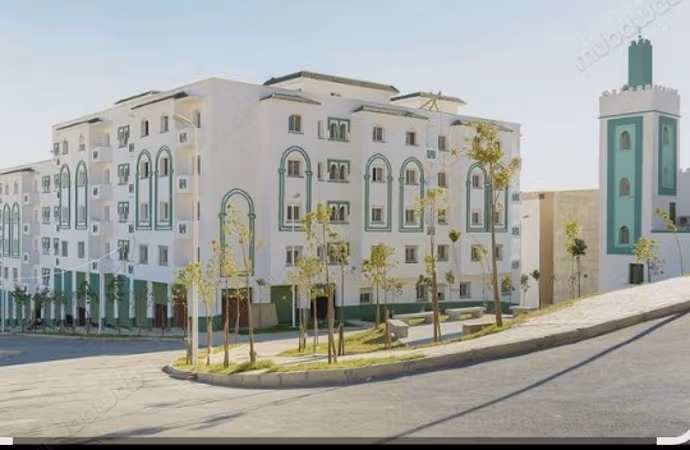 Se vende piso en Tamouda. 
2 dormitorios. 
Bien amueblado
