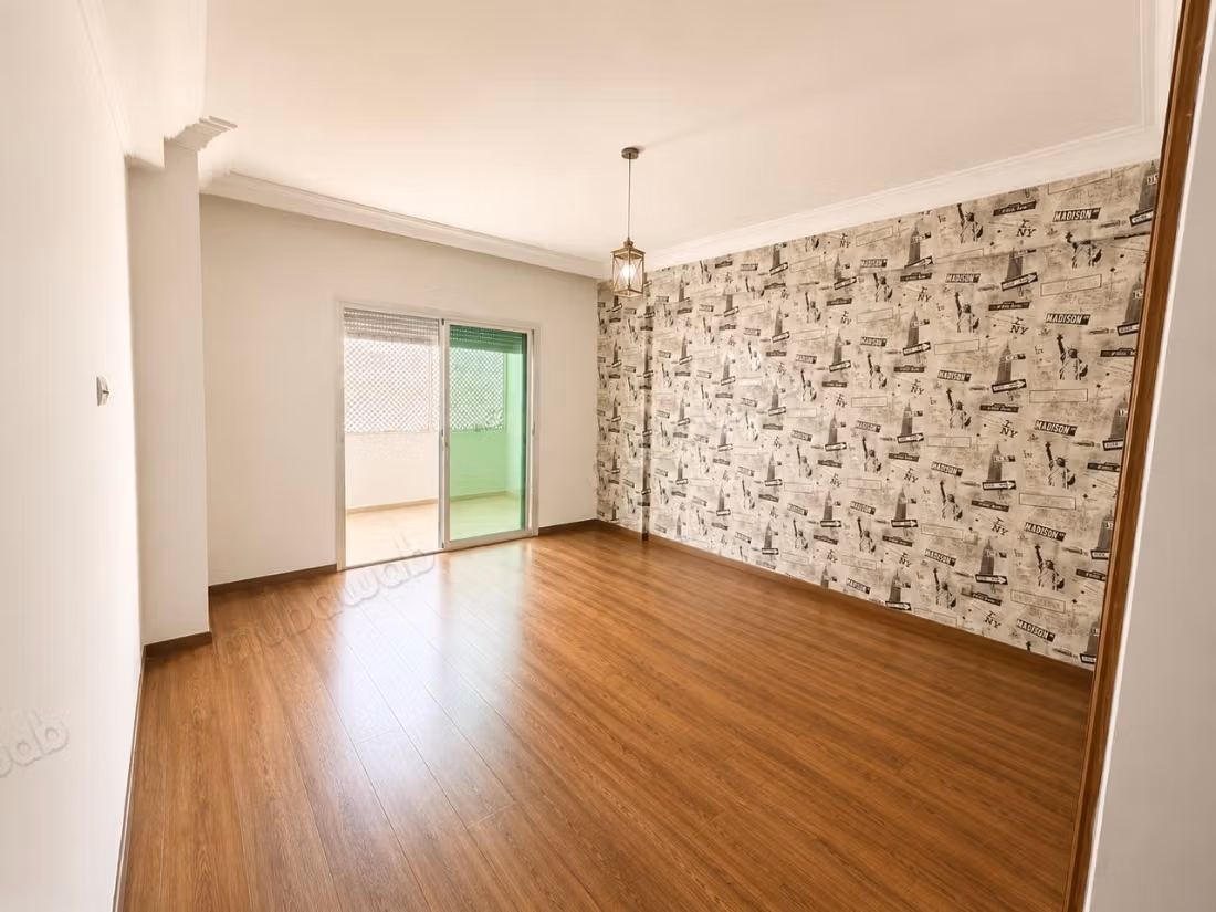 Empty apartment for rent in Maarif Extension