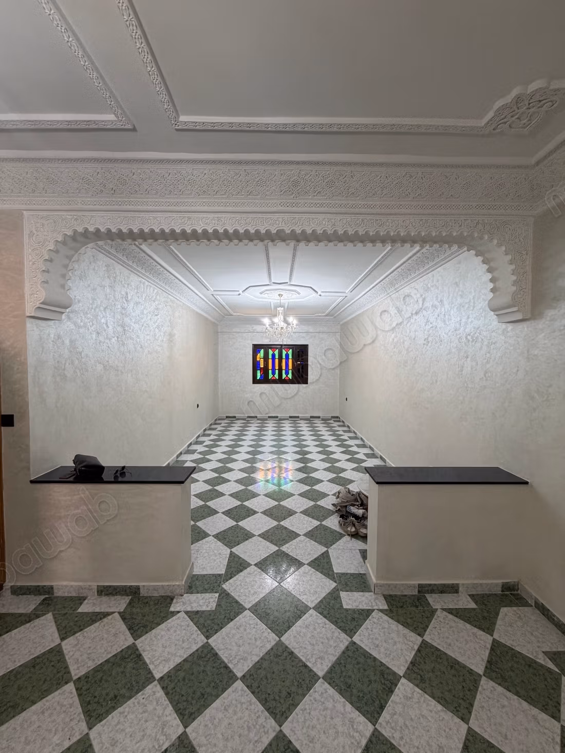 Appartement te koop in Hay Mabrouka. 3 grote kamers