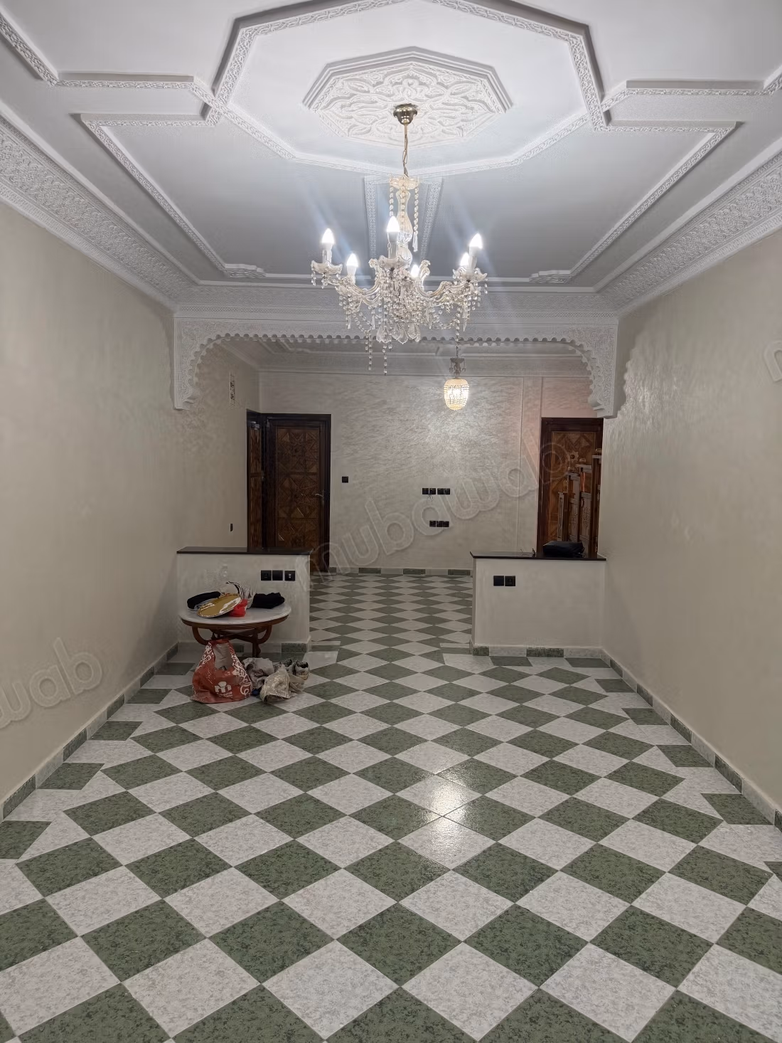 Appartement te koop in Hay Mabrouka. 3 grote kamers