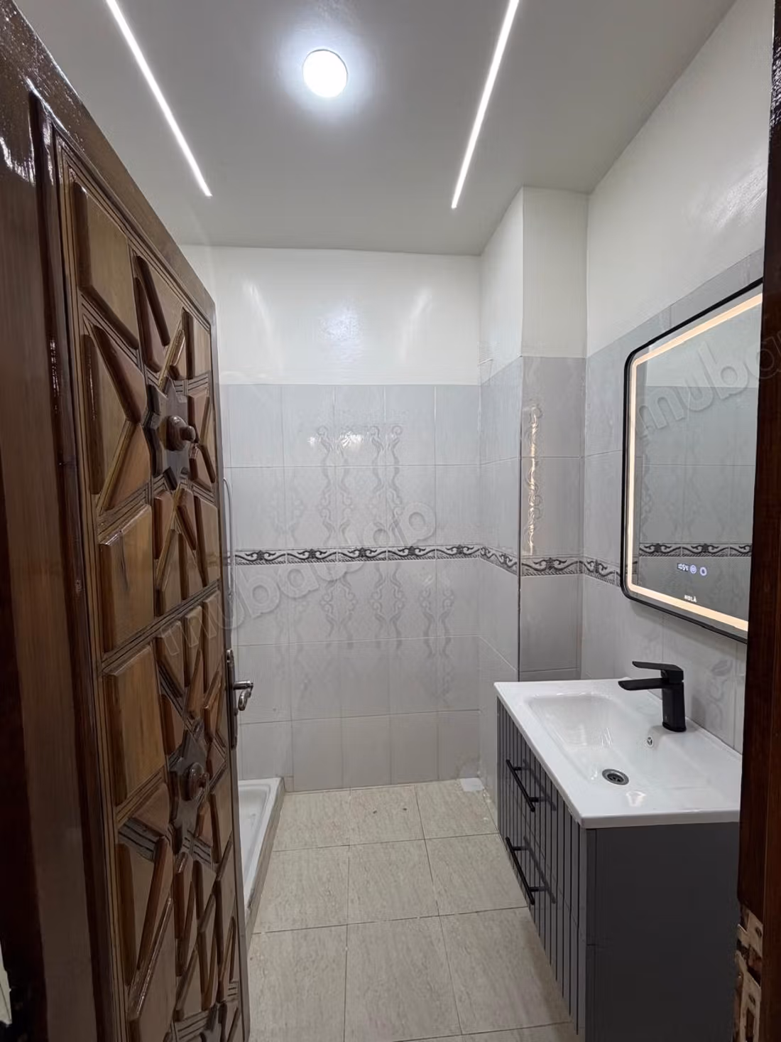 Appartement te koop in Hay Mabrouka. 3 grote kamers