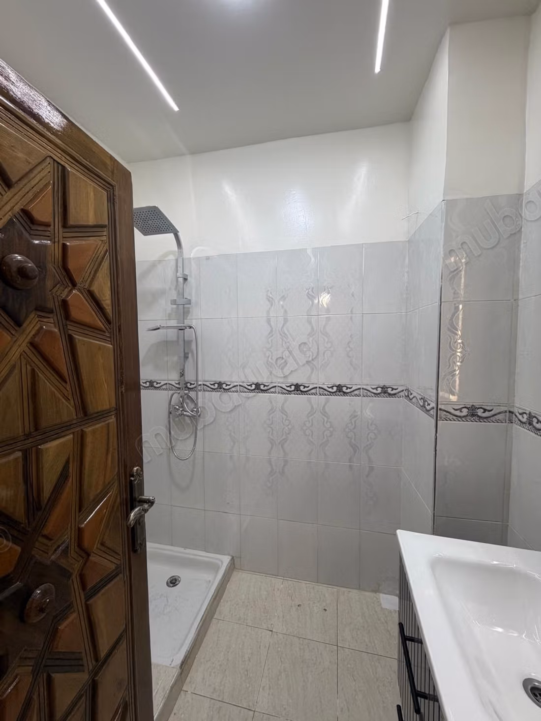 Appartement te koop in Hay Mabrouka. 3 grote kamers