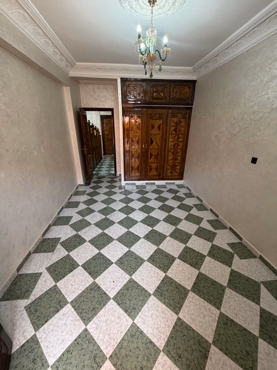 Appartement te koop in Hay Mabrouka. 3 grote kamers