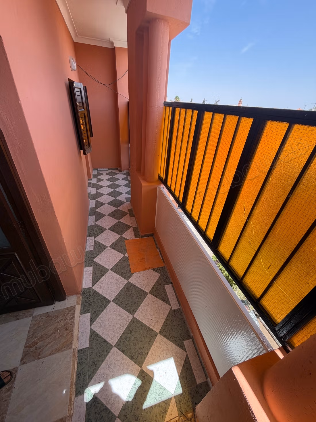 Appartement te koop in Hay Mabrouka. 3 grote kamers