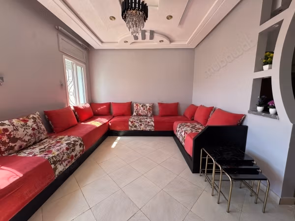 Estudio amueblado y luminoso, Listo para vivir o alquilar