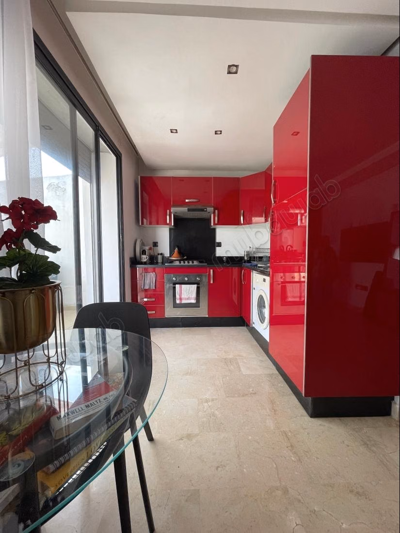 Bel appartement meublé avec terrasse à Racine