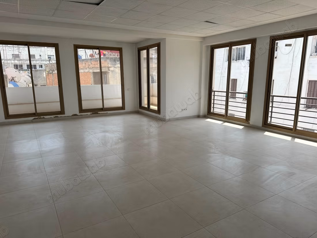 Indirizzo professionale nel cuore di Casablanca