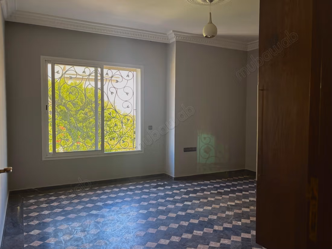 Spacious and Bright Family House