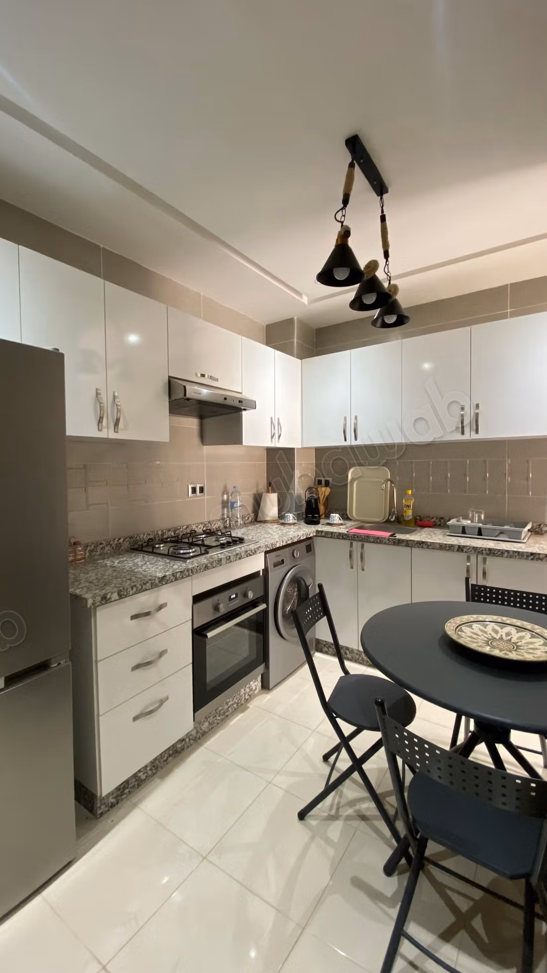 Affitta questo appartamento a Sanaoubar. 2 belle camere. Arredato