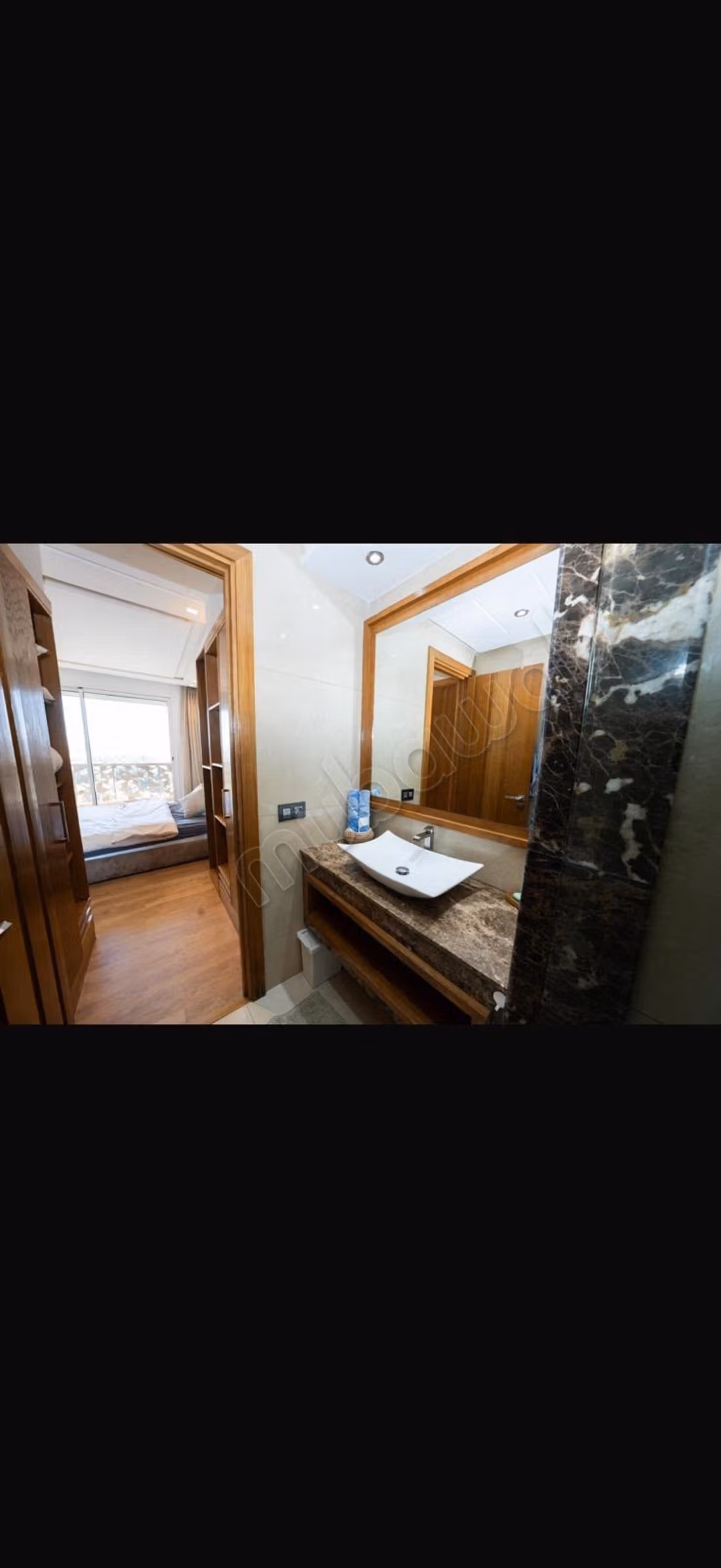 Affitta questo studio a Casablanca Finance City. 1 bella camera. Ben arredato