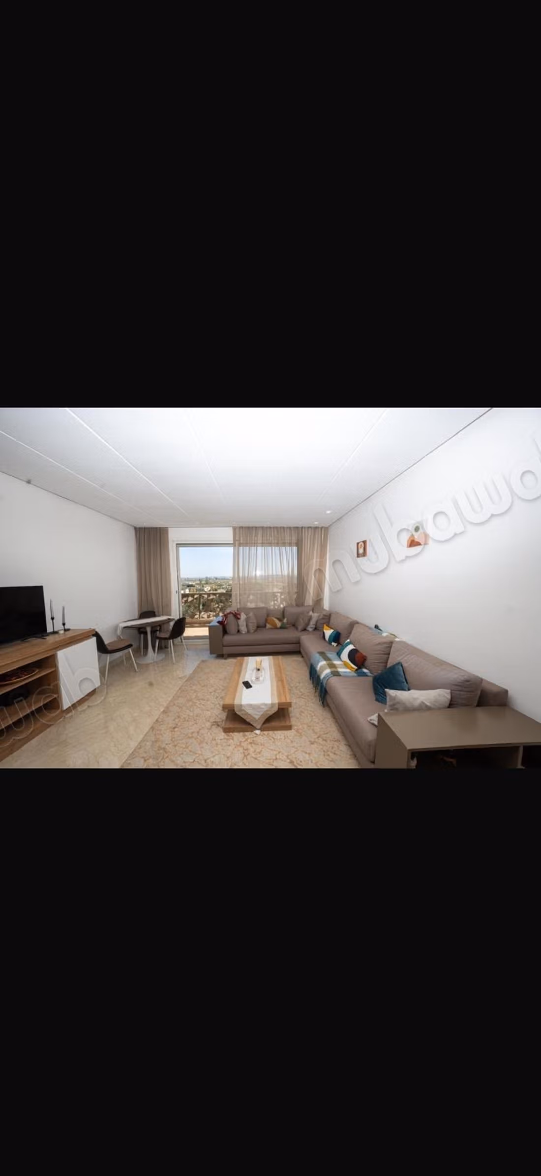 Affitta questo studio a Casablanca Finance City. 1 bella camera. Ben arredato