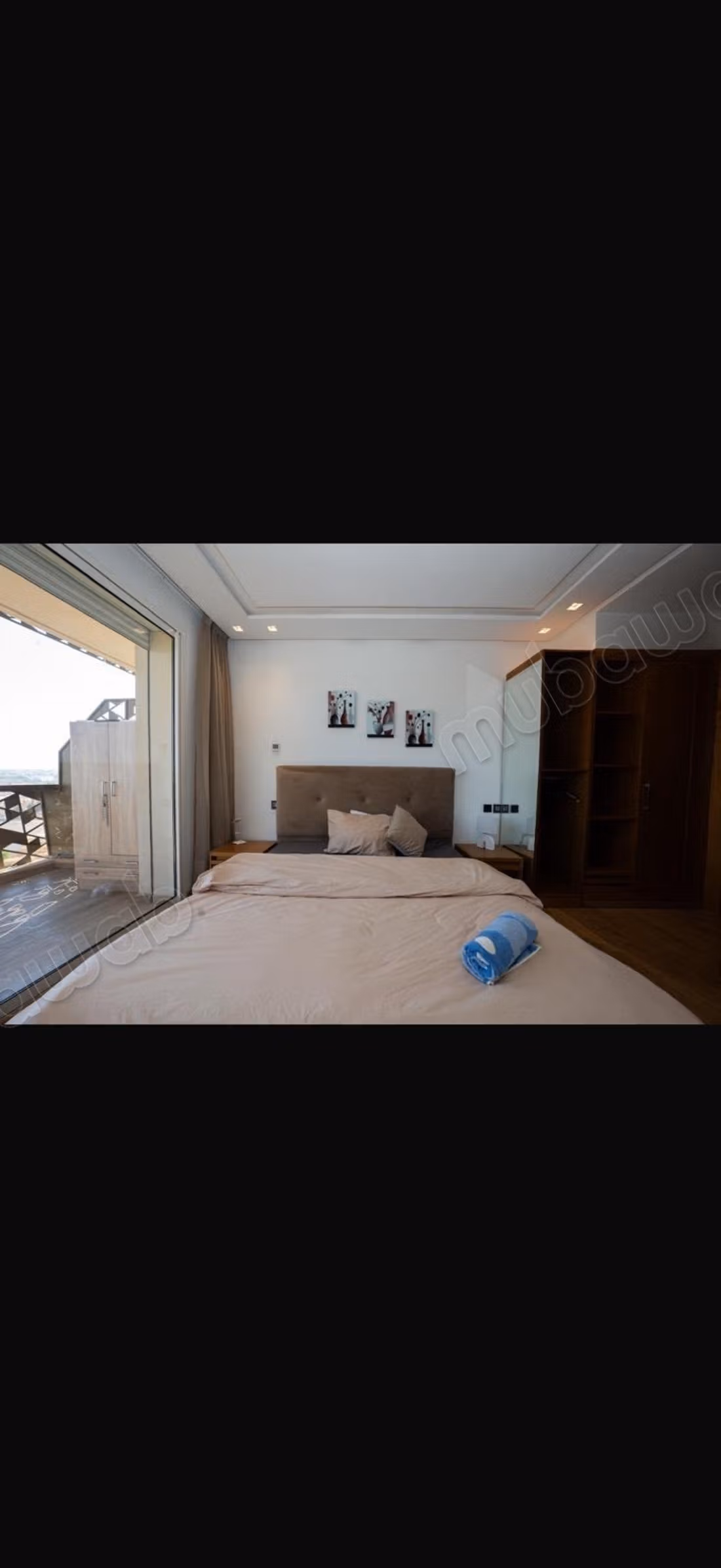 Affitta questo studio a Casablanca Finance City. 1 bella camera. Ben arredato