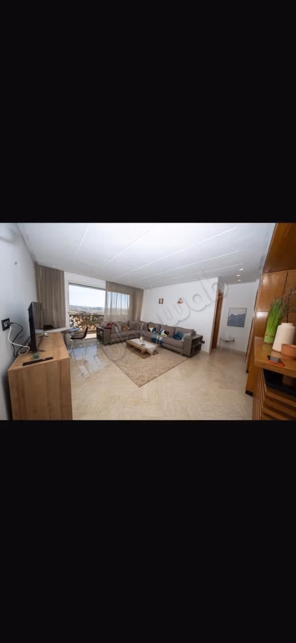 Huur deze studio in Casablanca Finance City. 1 mooie slaapkamer. Goed gemeubileerd